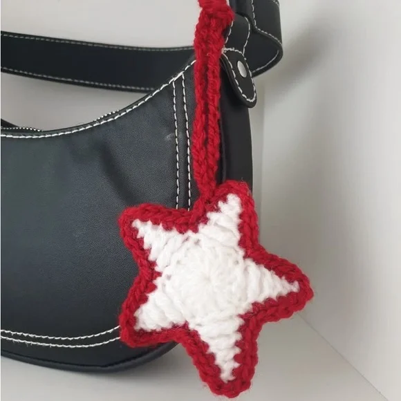 White Star Charm - Picture 1 of 4